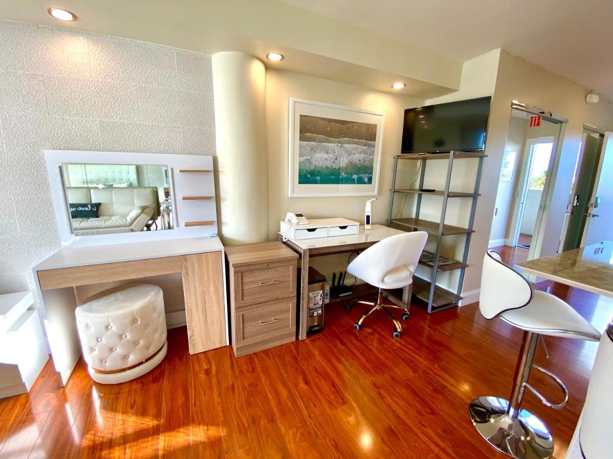 Modern Waterfront Apartment With Miami Skyline View, Free Parking 5 Mins Drive To Miami Beach Kültér fotó