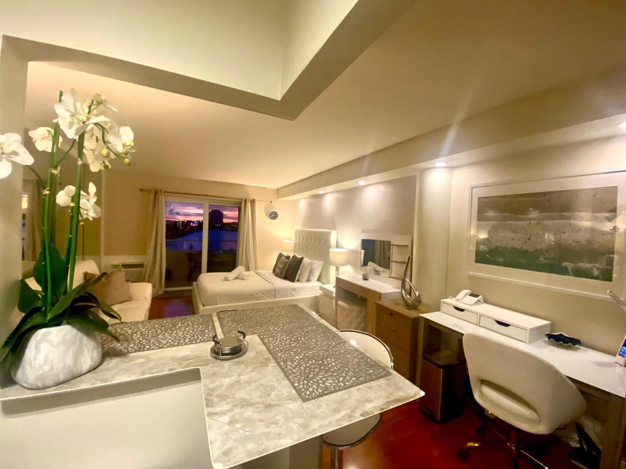 Modern Waterfront Apartment With Miami Skyline View, Free Parking 5 Mins Drive To Miami Beach Kültér fotó