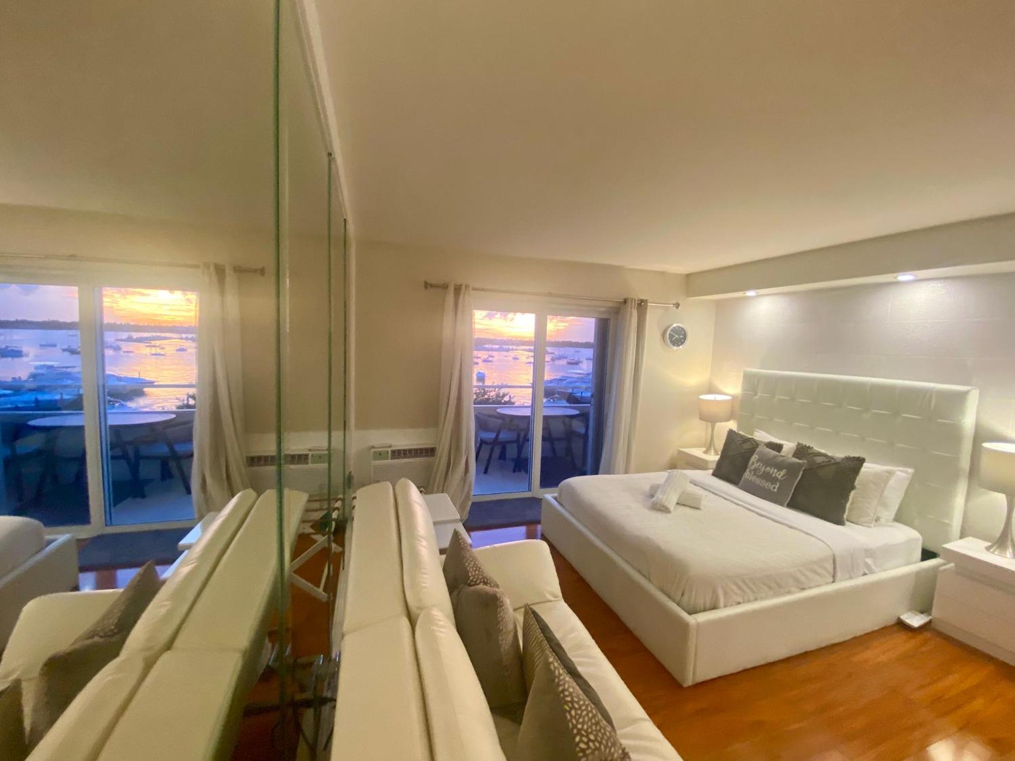 Modern Waterfront Apartment With Miami Skyline View, Free Parking 5 Mins Drive To Miami Beach Kültér fotó